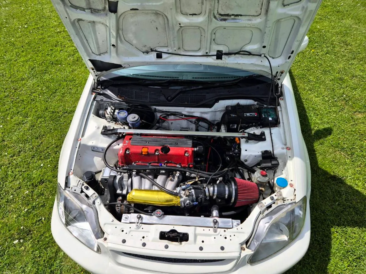 Honda civic ek k24 - Image 2