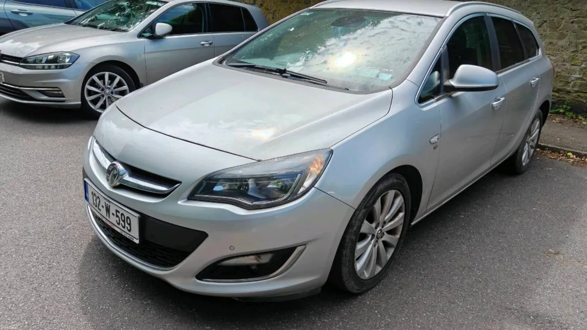 2013 Opel/Vauxhall Astra Automatic Petrol - Image 2