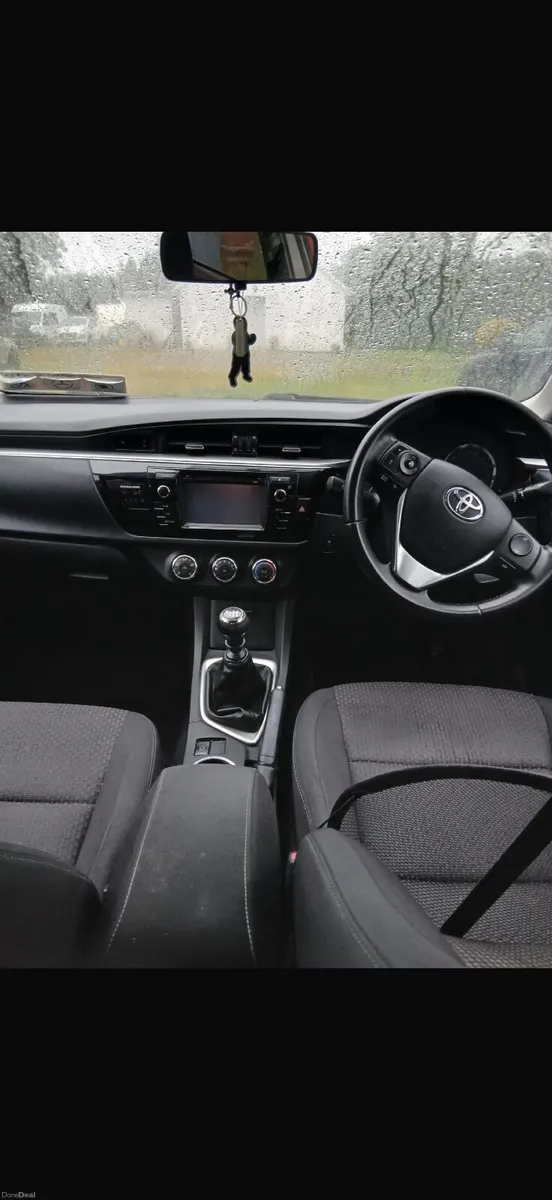 Toyota Corolla luna 2014 (OPEN TO OFFERS) - Image 4