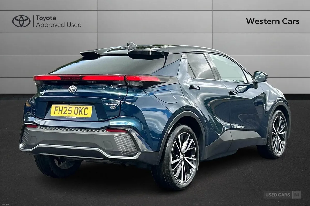Toyota C-HR 2.0 VVT 13.6kWh Excel CVT Euro 6 (s/s) - Image 2