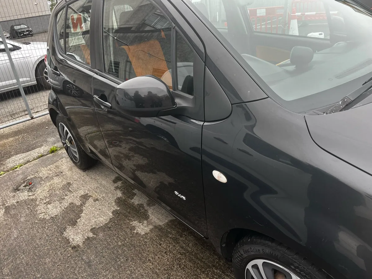 Black Opel Agila 1.1 - Image 2