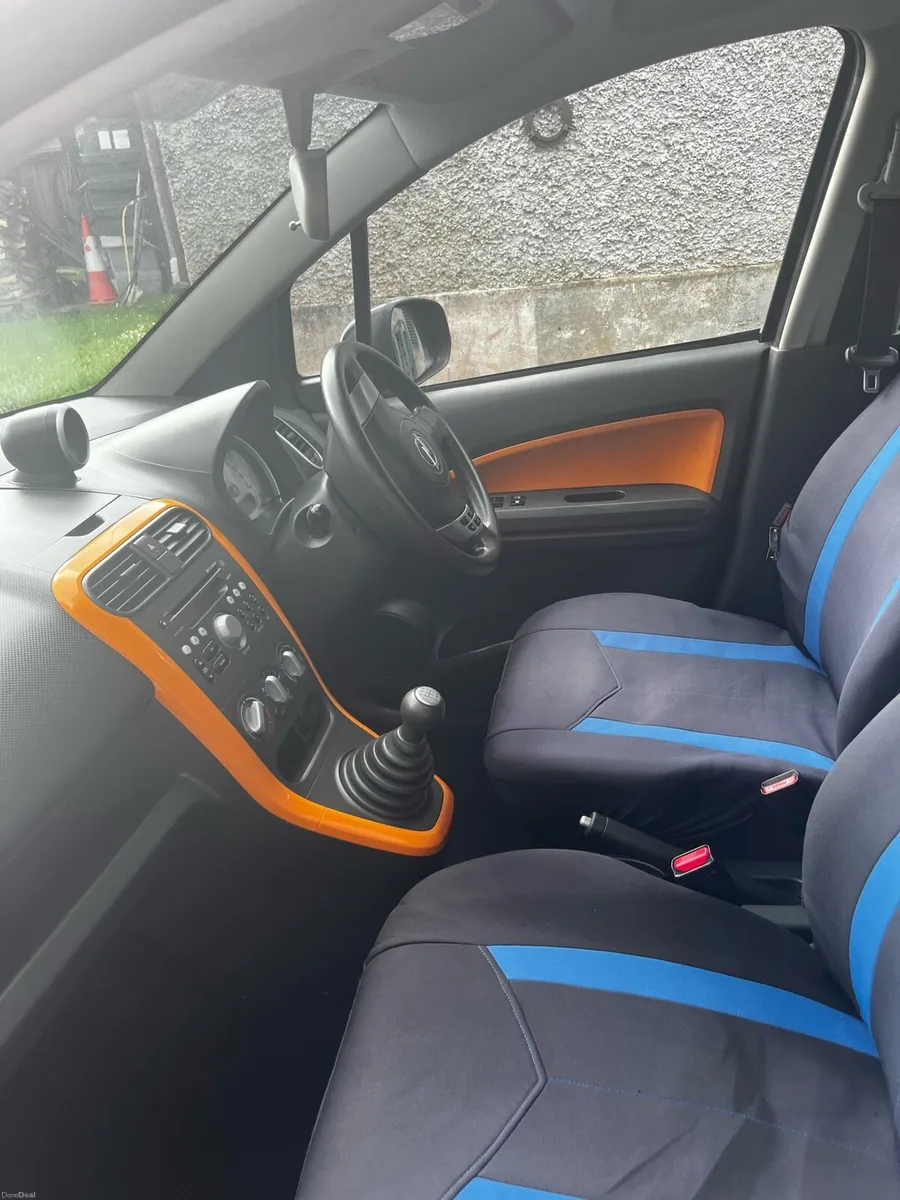 Black Opel Agila 1.1 - Image 3