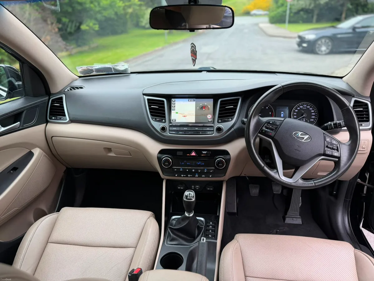 181 HYUNDAI TUCSON 1.7D LOW MILES - Image 4