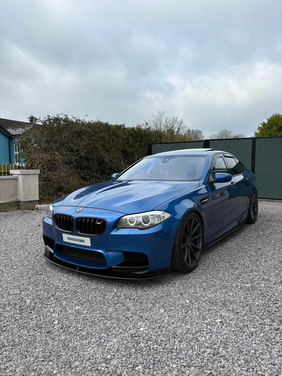 BMW m5 - Image 1