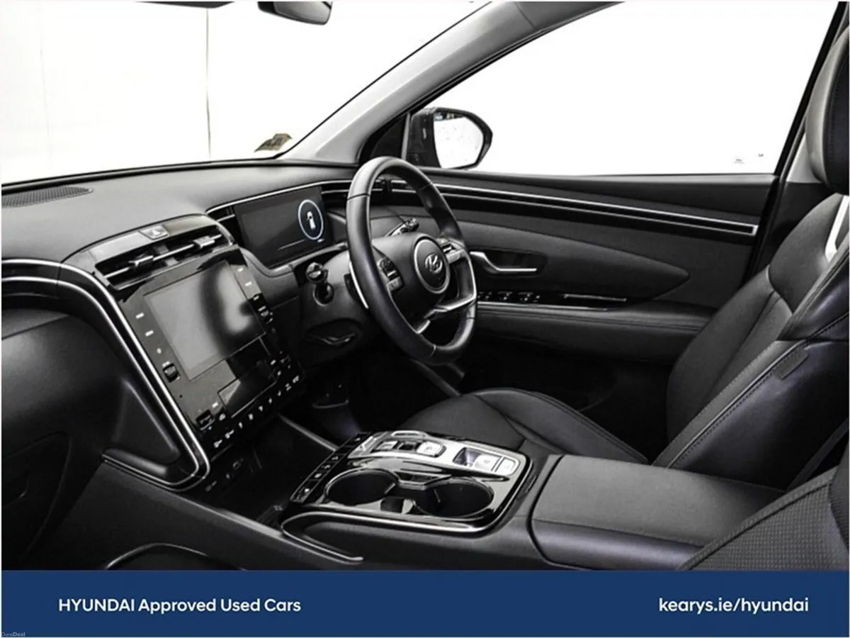 Hyundai Tucson 4WD Executive PHEV Auto - Image 5