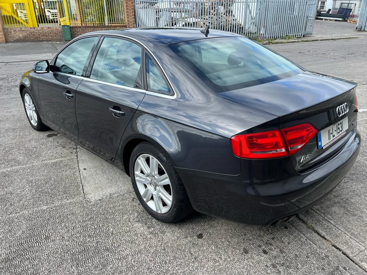 2011 Audi A4 2.0 TDI Full Black Leathers - Image 4