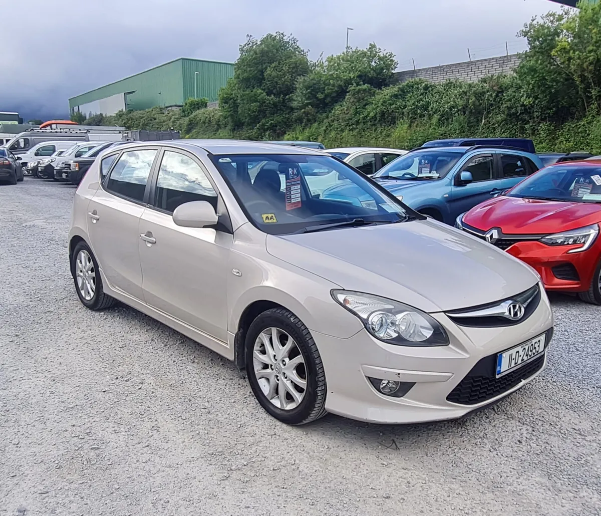 Hyundai i30 2011 - Image 1