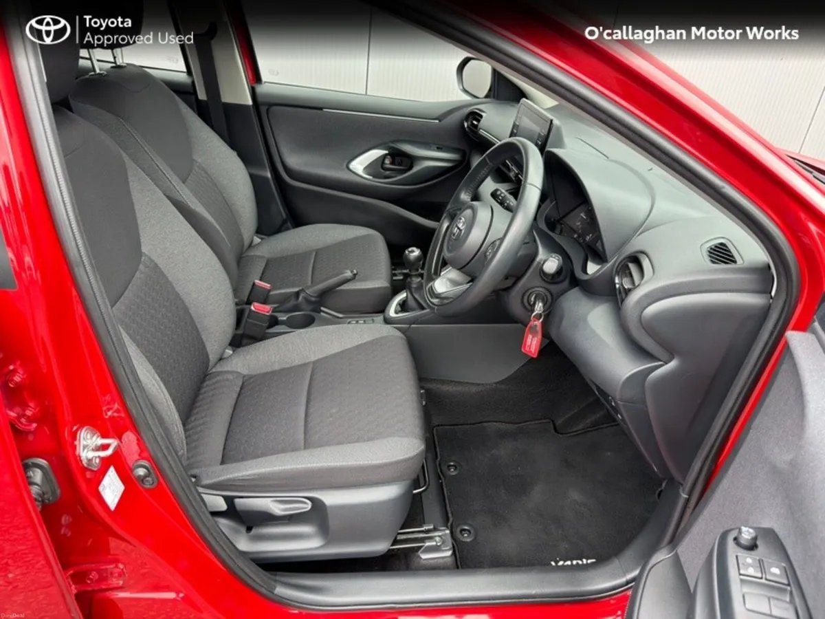 Toyota Yaris YARIS 1.5 LUNA - Image 4