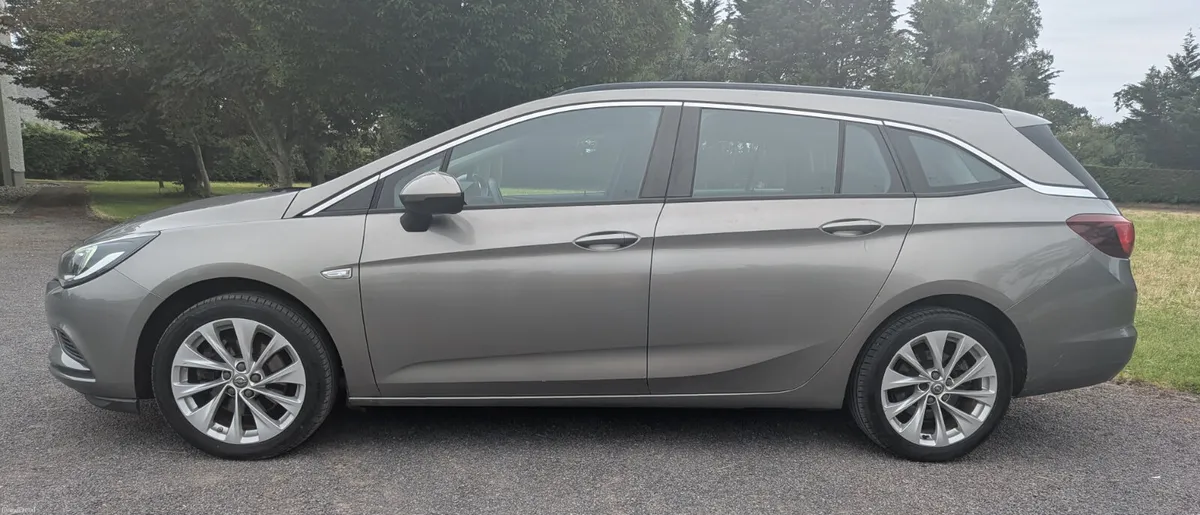 Opel Astra 2017 NCT 03/27 &TAX 01/27 - Image 5