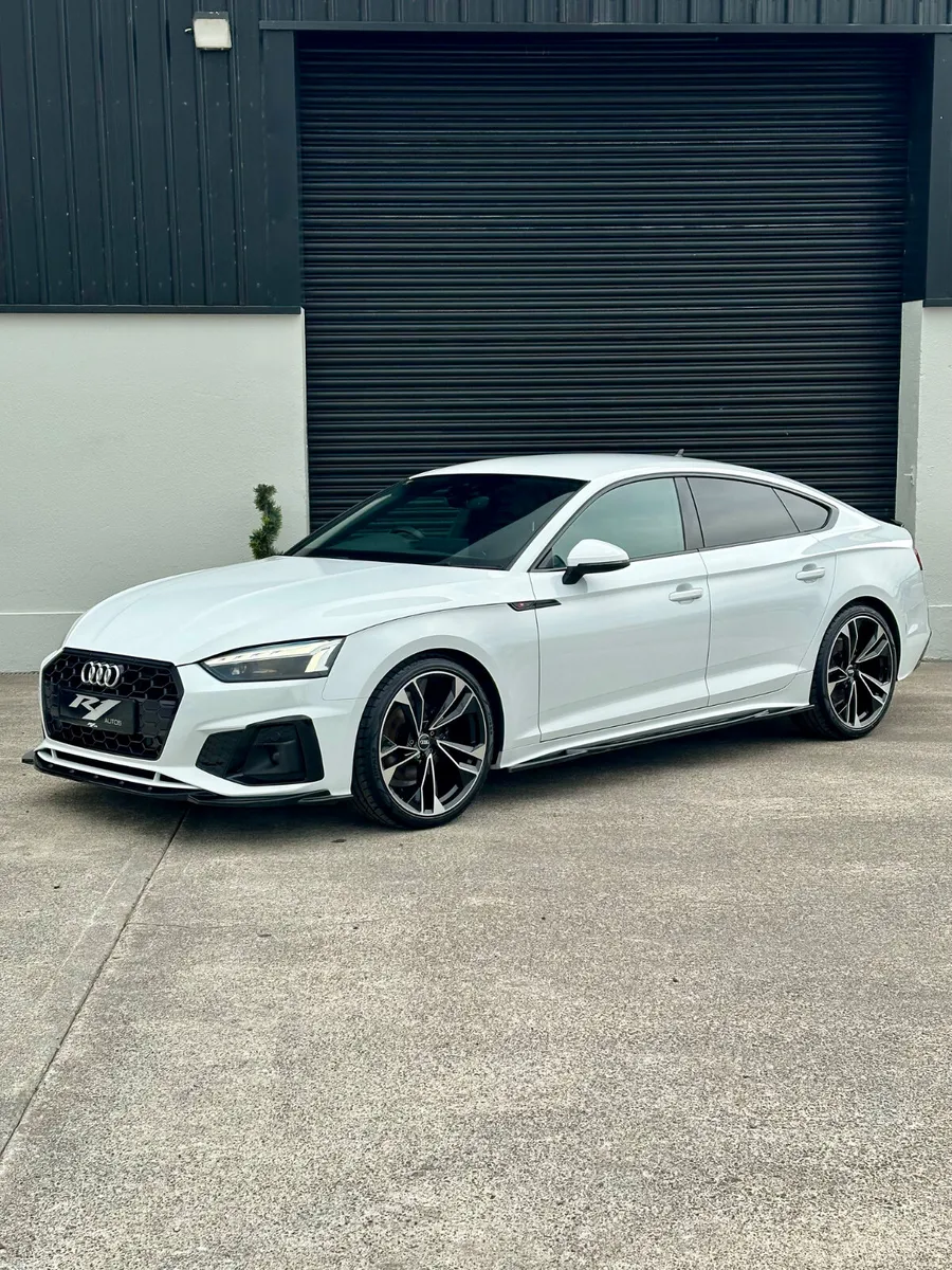 2022 AUDI A5 S LINE BLACK EDITION  STYLE PACK 35 T - Image 1