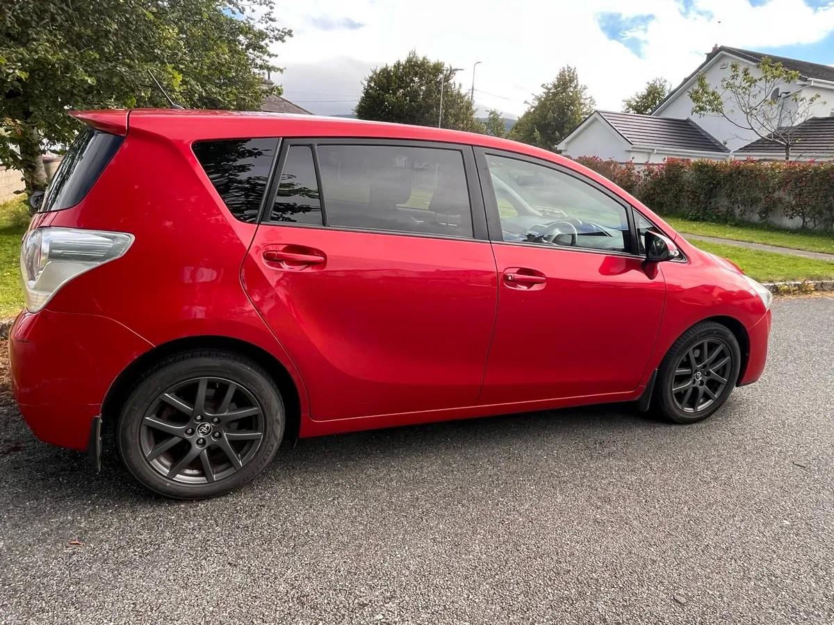 Toyota Verso - 7 seaters - ON HOLD - Image 3