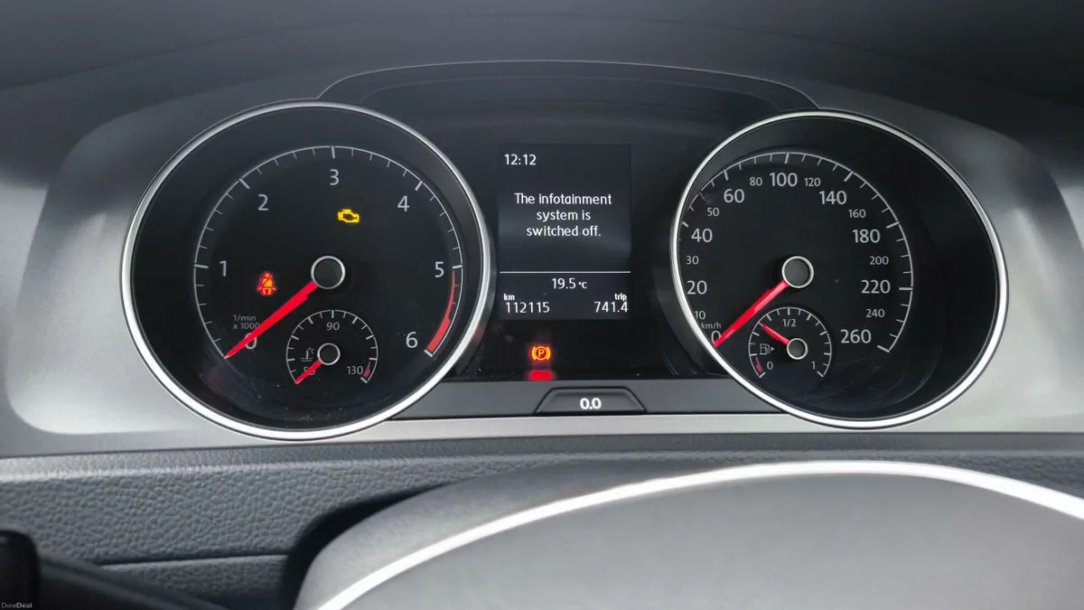 Volkswagen Golf 2015 - Image 2