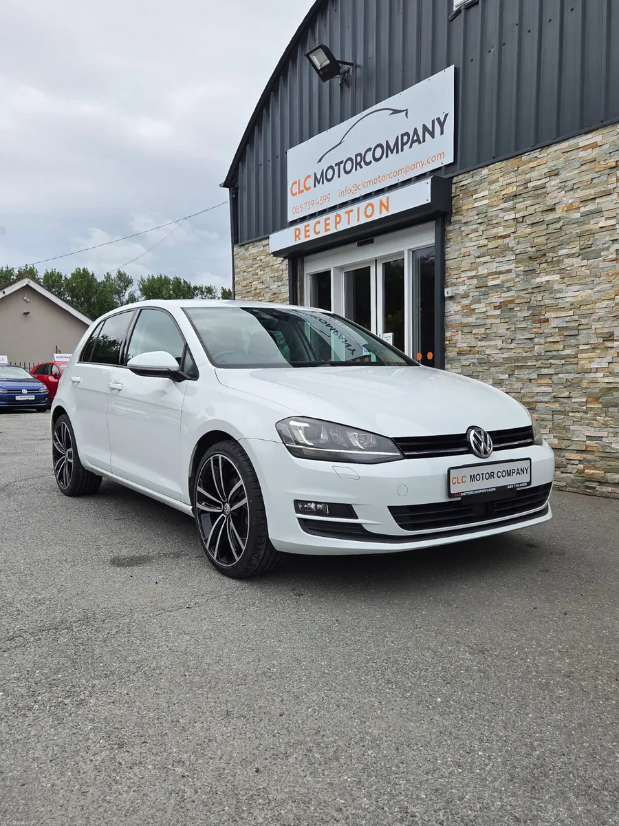 2017 vw golf 1.2 auto // LIFT FACE MODEL - Image 1