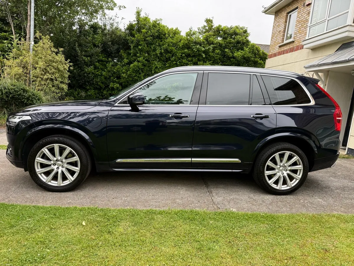 Volvo XC90 Inscription T8 7 seater - Image 4