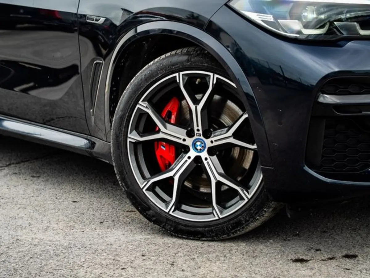 BMW X5 XDRIVE45E M SPORT *PRO PACK* - Image 2