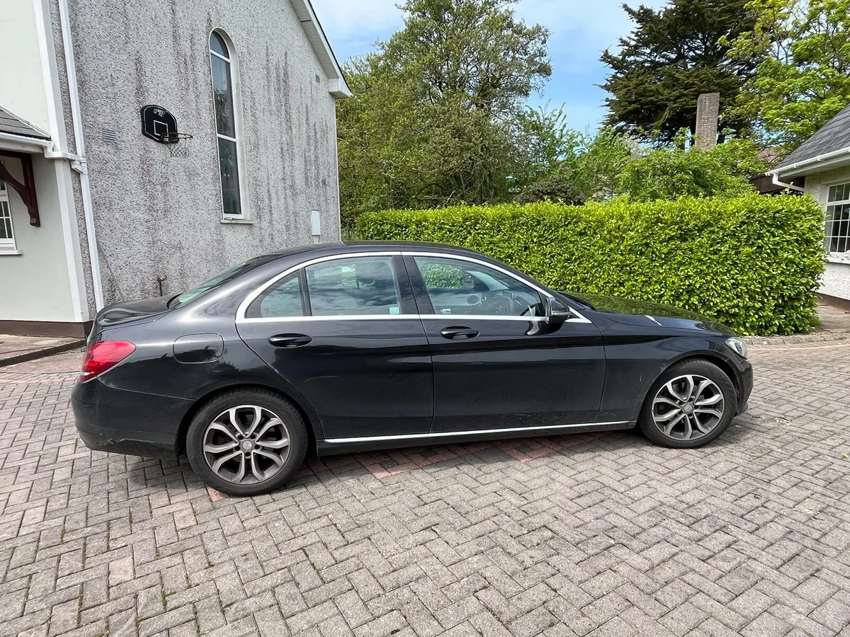 Mercedes Benz C220 - Image 3