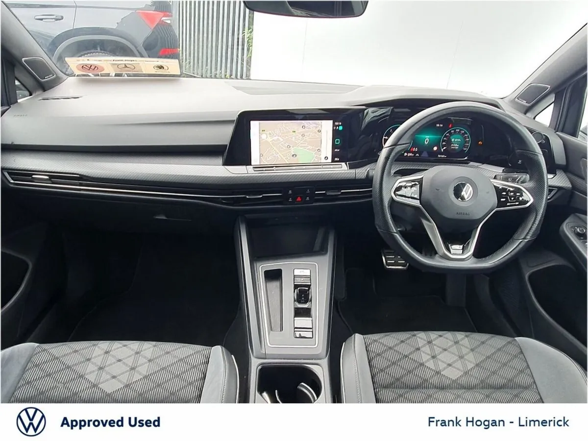 Volkswagen Golf 2.0 TDI 150HP R-Line DSG ++Call Pa - Image 2