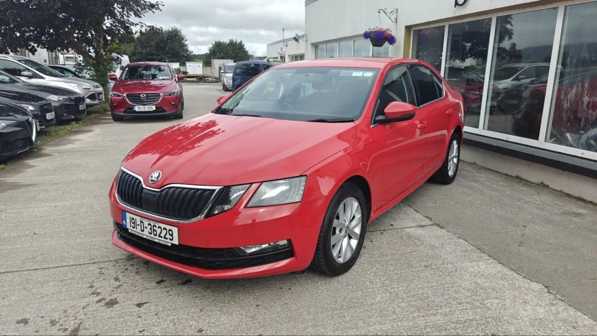Skoda Octavia AMBITION 1.0TSI 115HP Auto - Image 1
