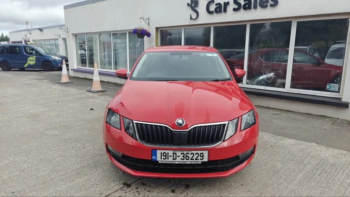 Skoda Octavia AMBITION 1.0TSI 115HP Auto - Image 2
