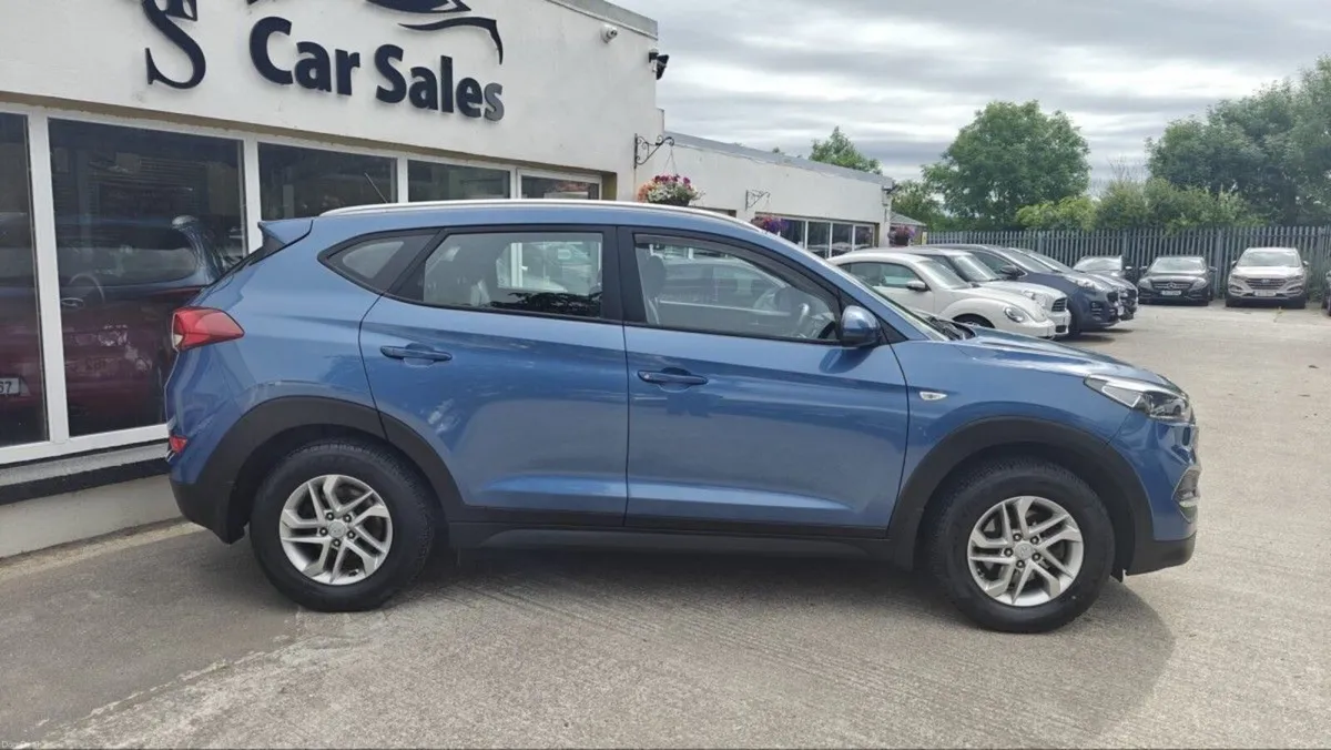 Hyundai Tucson 1.6 Comfort Petrol - Image 5