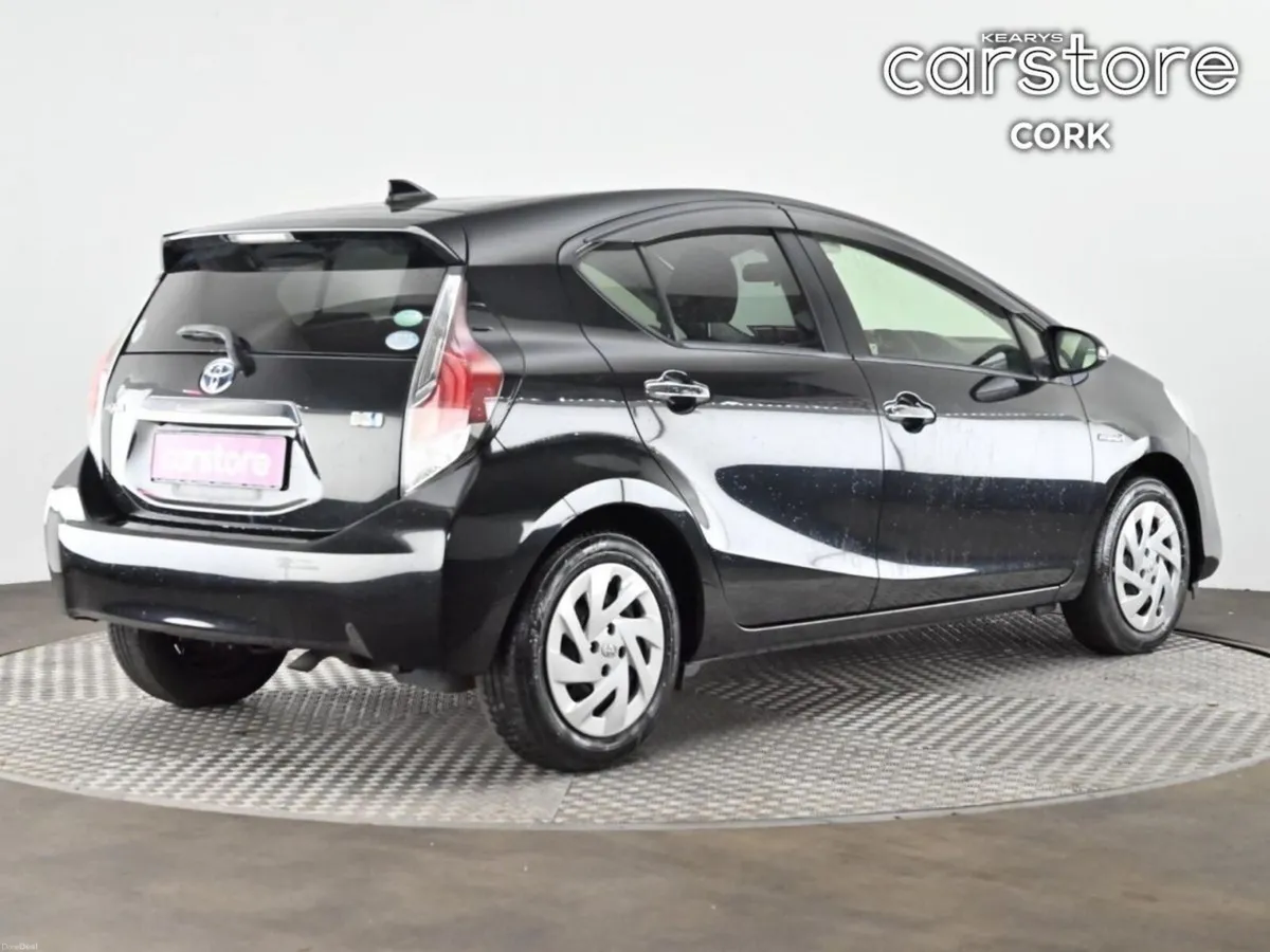Toyota Aqua 1.8 Hybrid Auto - Image 5