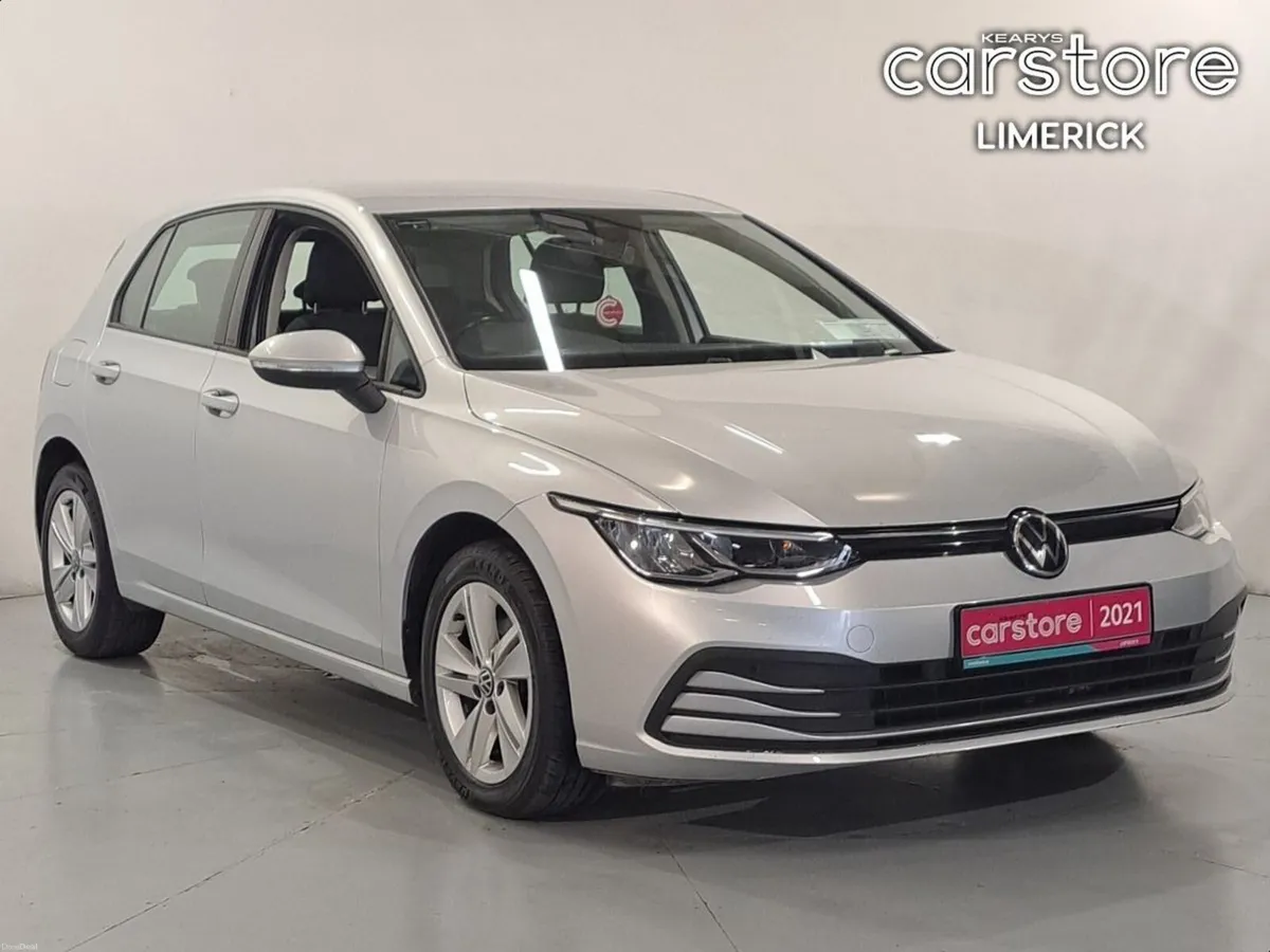 Volkswagen Golf 1.0 TSI 110HP Life - Image 1