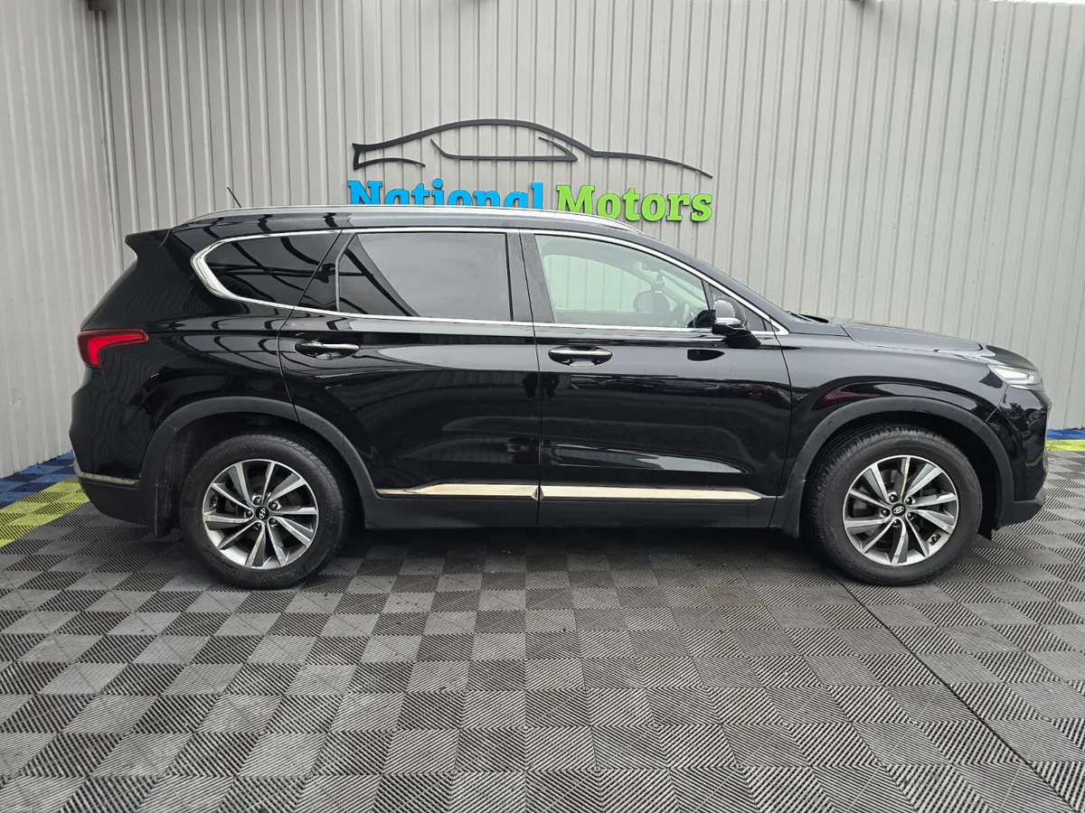 2018 Hyundai Santa Fe 2.2 4WD Executive Plus - Image 2