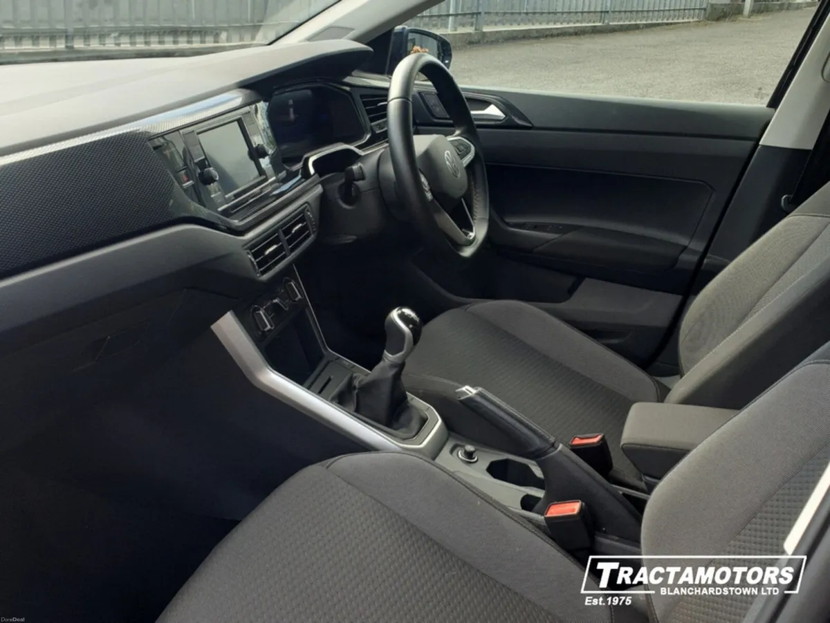 Volkswagen Polo LIFE 1.0 TSI 95BHP MANUAL 5SPEED 5 - Image 4