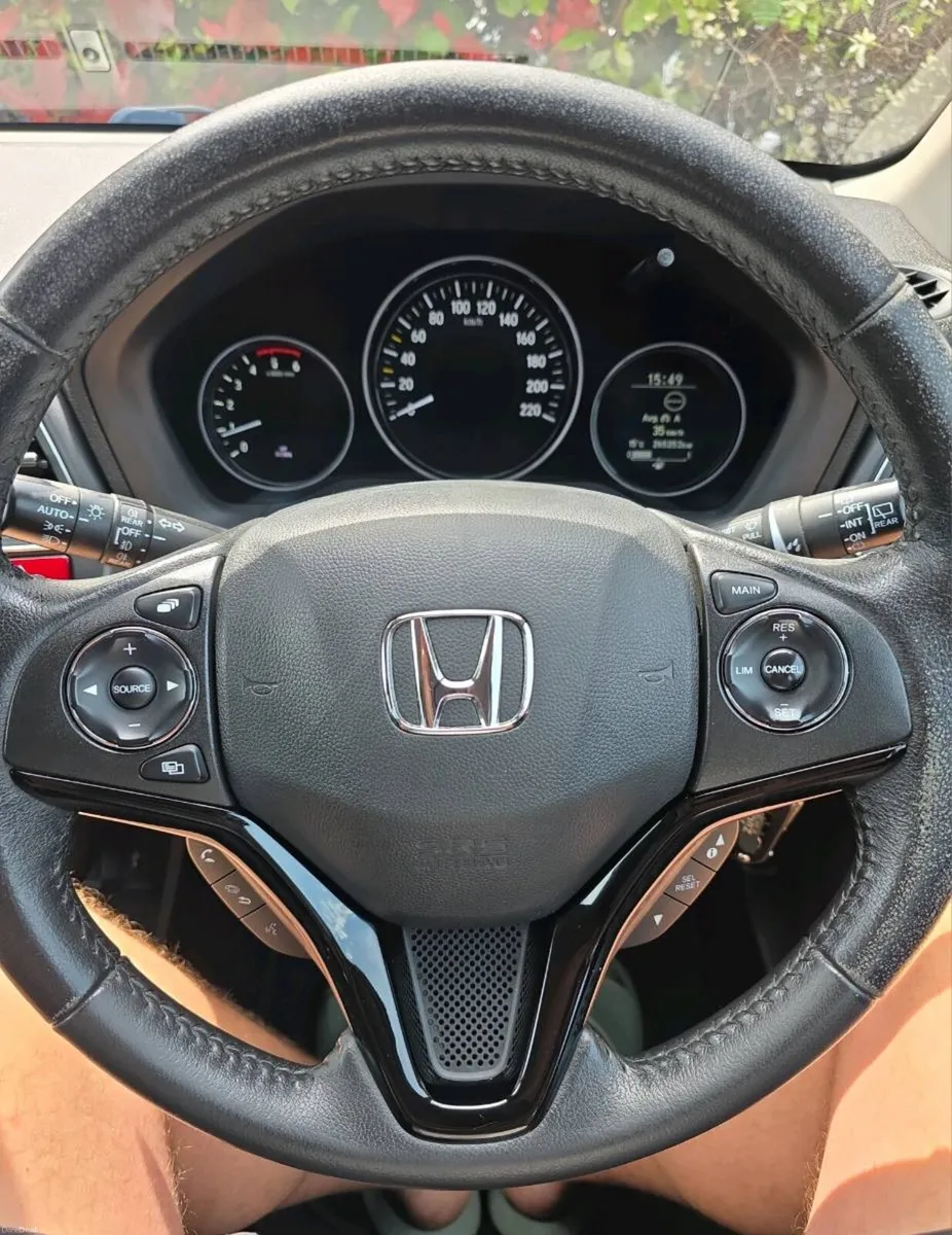 2016 Honda HR-V - 1.6 diesel manual — €6,400 - Image 2