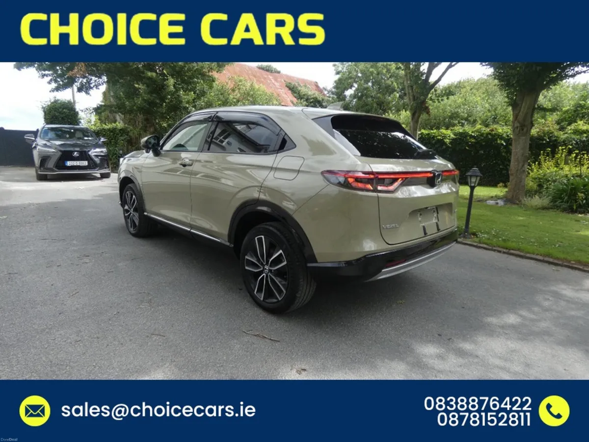Honda Vezel 1.5 AUTO HYBRID Z SPEC - Image 5