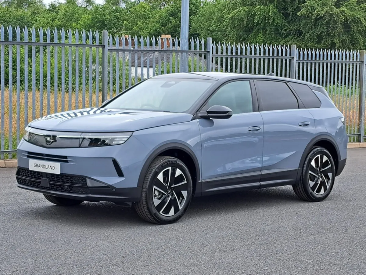 Opel Grandland GS 1.2TURBO 136BHP MILD HYBRID AUTO - Image 6