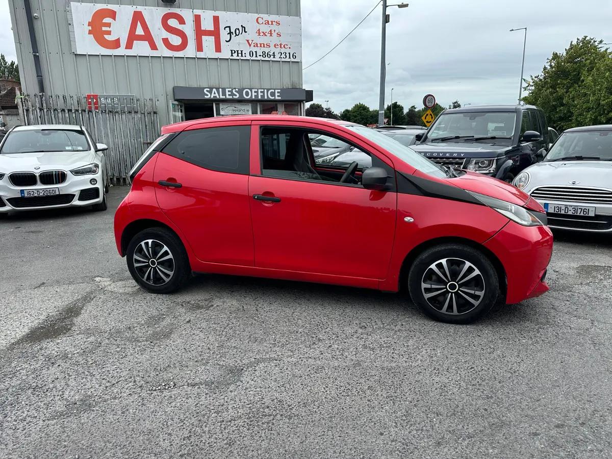 Toyota Aygo 1.0 Petrol NCT TAX LOW KMS - Image 4