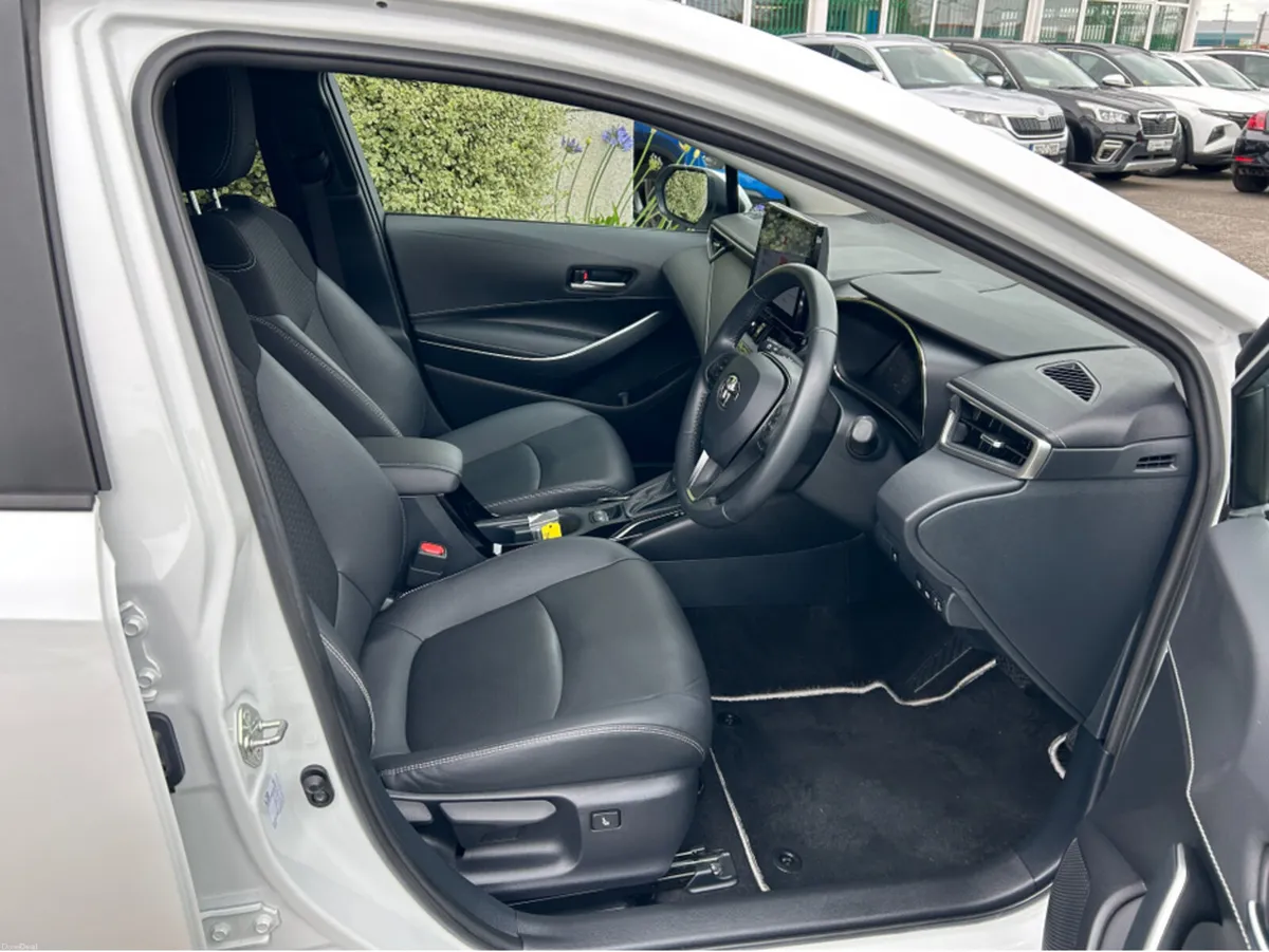 Toyota Corolla **IRISH CAR** SOL HYBRID PETROL AUT - Image 4