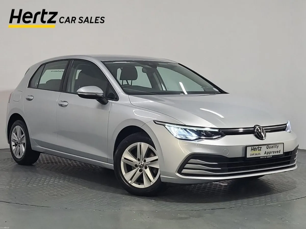 Volkswagen Golf LIFE 110HP Petrol Manual - Image 1