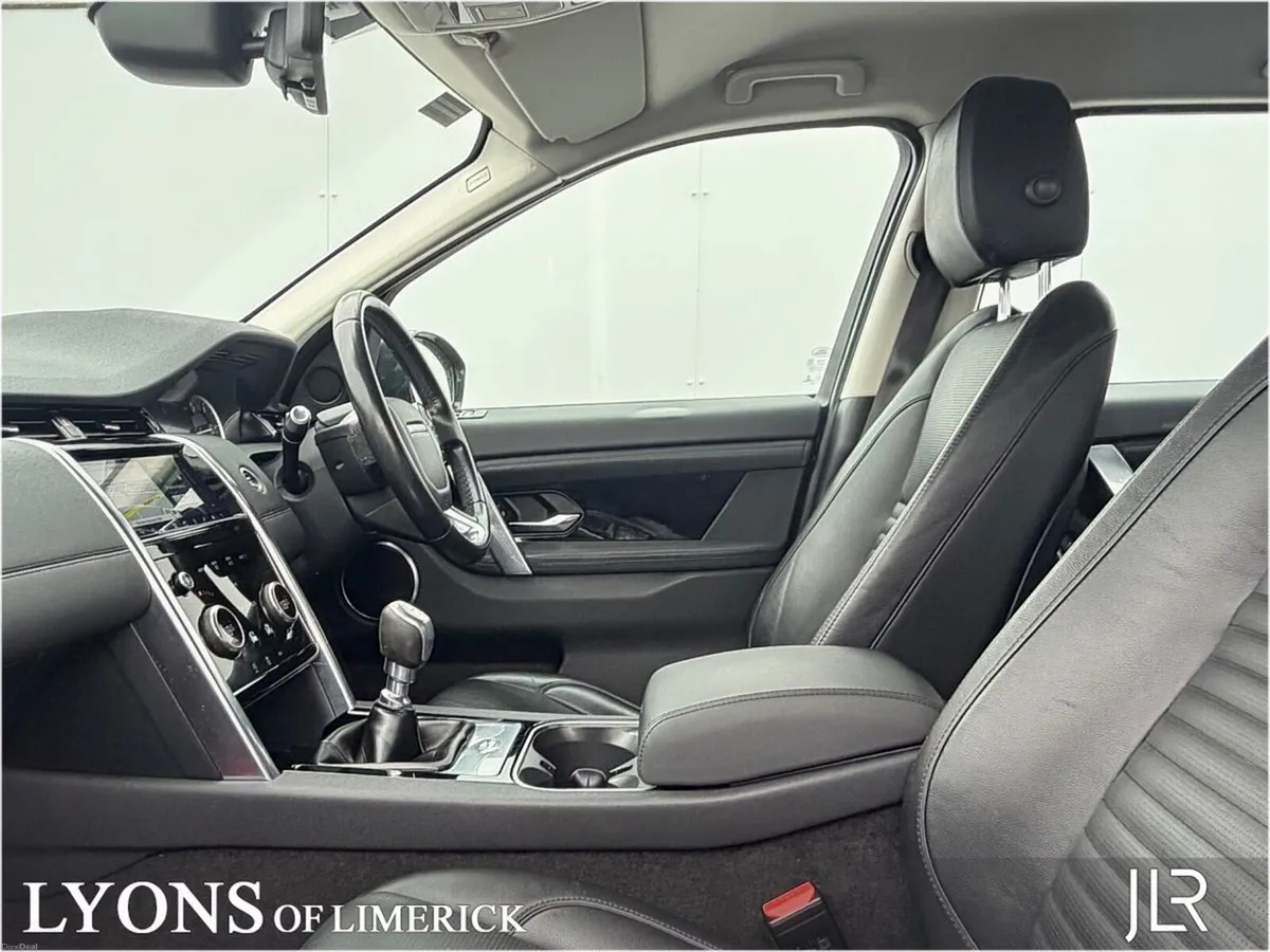 Land Rover Discovery Sport S 2.0D *2 Year Approved - Image 4