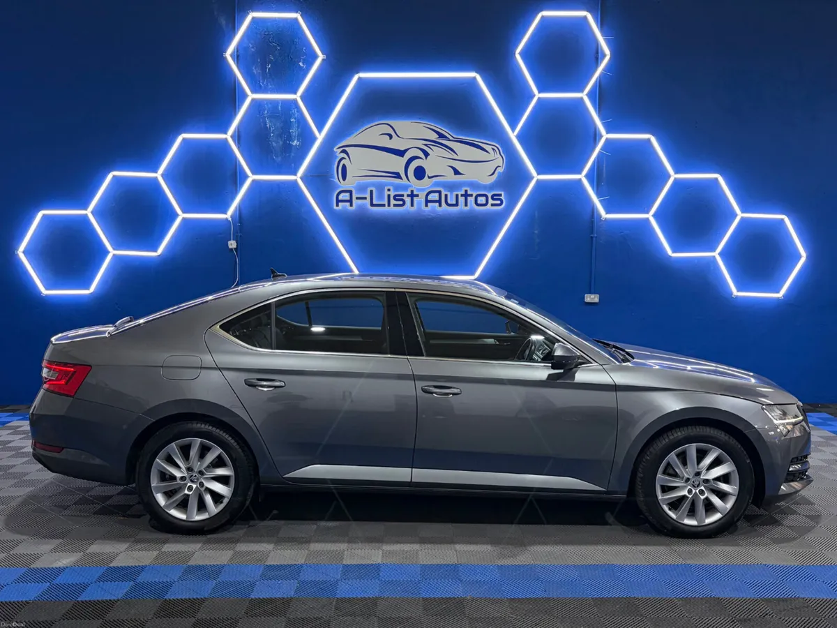 Skoda Superb 2.0TDI Amb / FINANCE AVAILABLE - Image 2