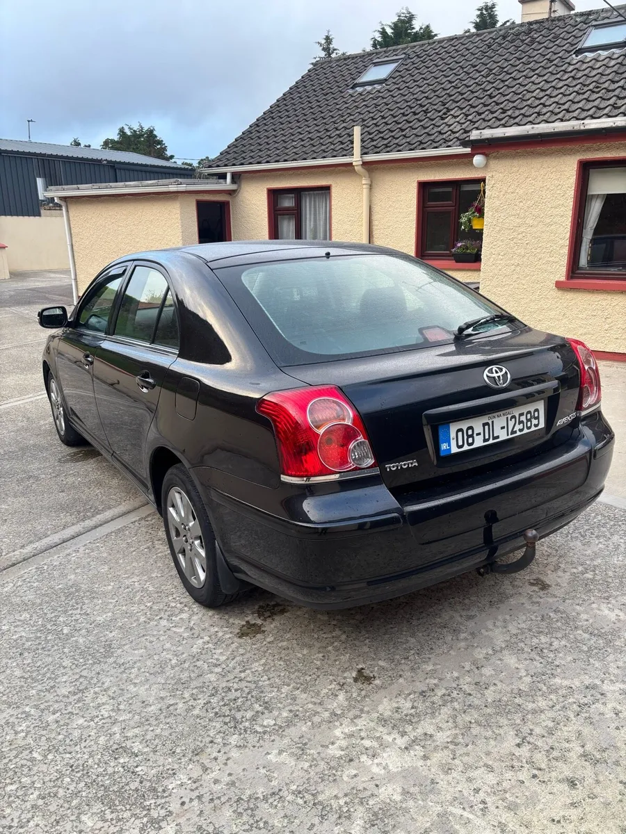 Avensis D4D - Image 2