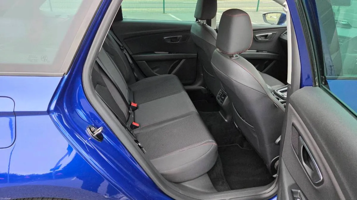 Seat Leon Sports Tourer FR184 - Image 6