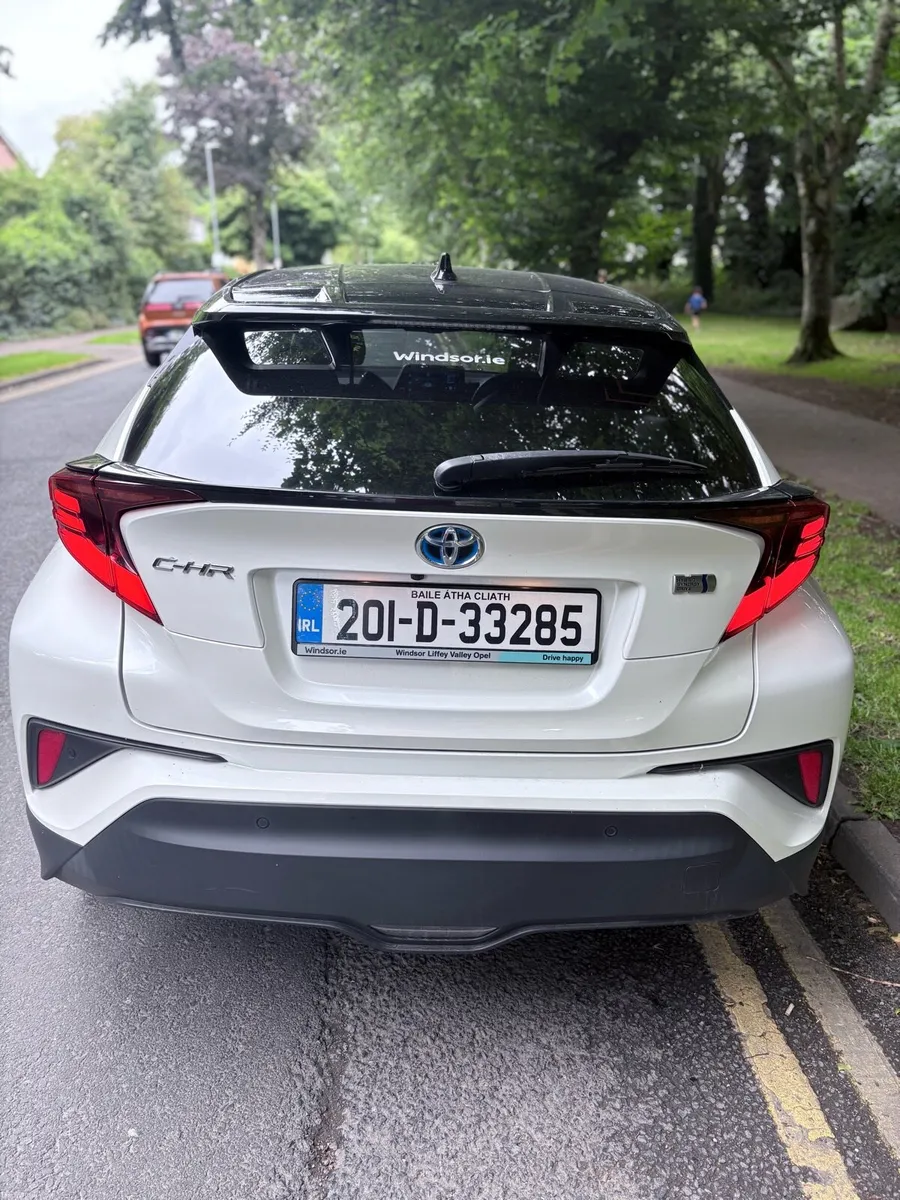 2020 Toyota C-HR 1.8 Hybrid Sport - Image 4