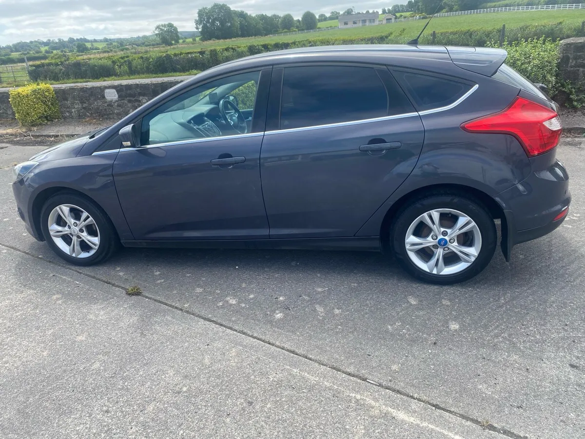 Car - Image 4