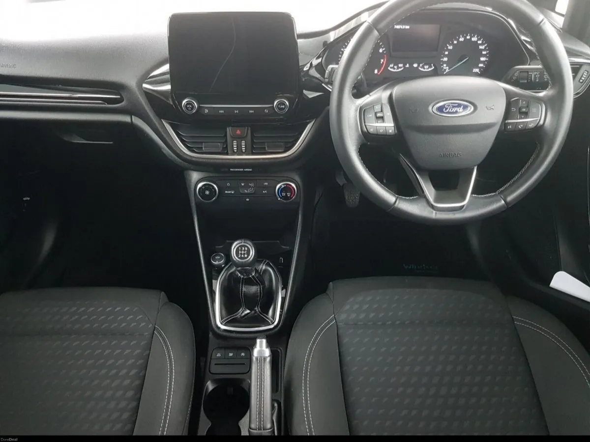 Ford Fiesta 1.1L 85 PS Titanium - Image 4