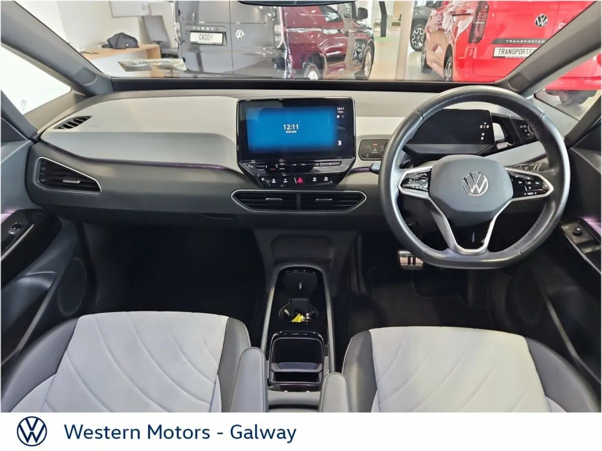 Volkswagen ID.3 Life DX 204HP 58kWh, Class Colour - Image 2