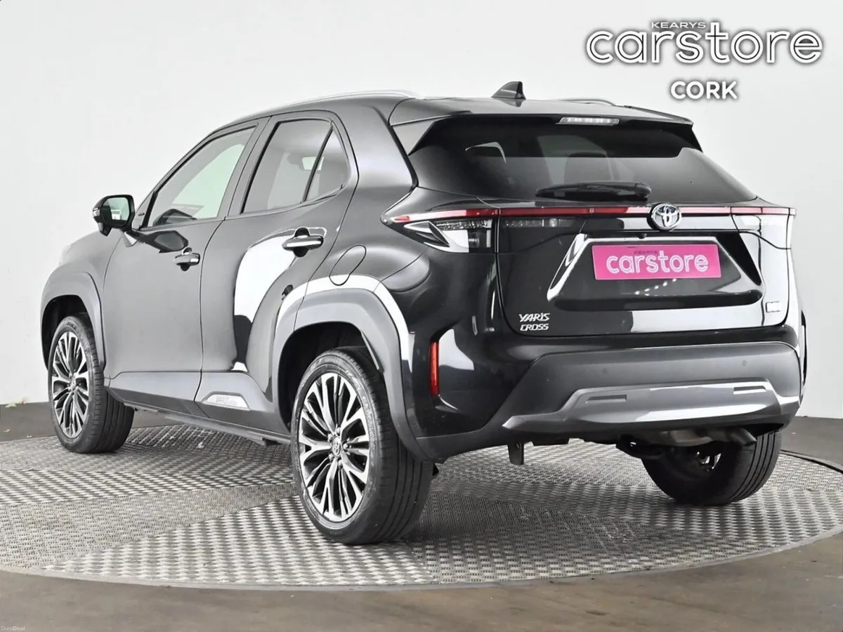 Toyota Yaris Cross 1.5 Hybrid CVT Luna - Image 3
