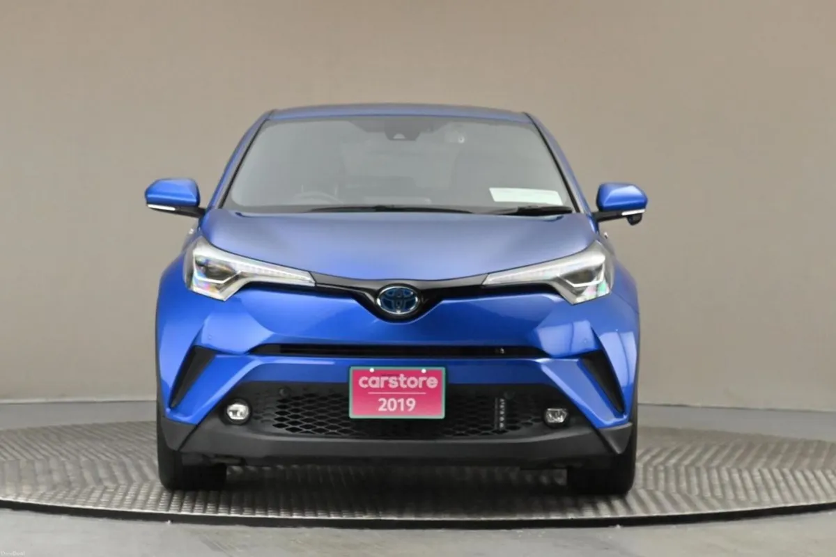 Toyota C-HR 1.8 HYBRID **HALF LEATHER**REVERSE CAM - Image 2