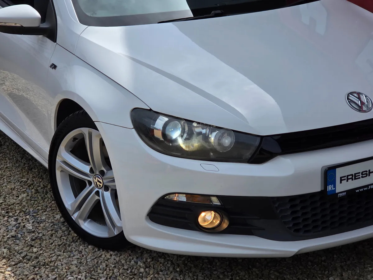 VOLKSWAGEN SCIROCCO R-LINE AUTO - Image 2
