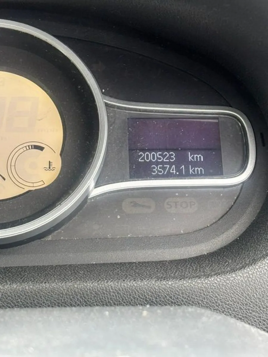 2010 Renault Megane Coupé 1.5 Diesel, NCT Nov 2026 - Image 6