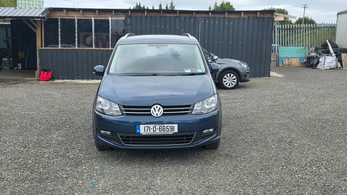 2017 Volkswagen Sharan 7 seater Auto - Image 2