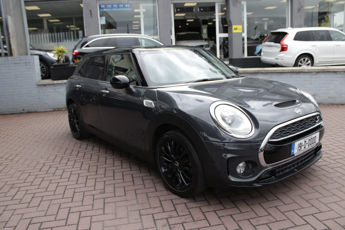 2019 MINI CLUBMAN S 2.0SD 6DR HATCHBACK AUTOMATIC - Image 1