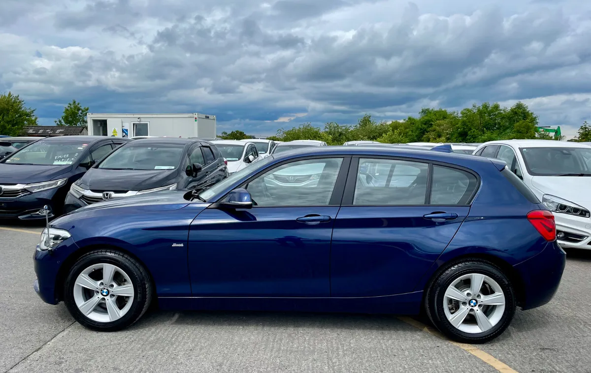BMW 1-SERIES 2018 /SPORT LINE, GPS IRL., CarPlay/ - Image 5