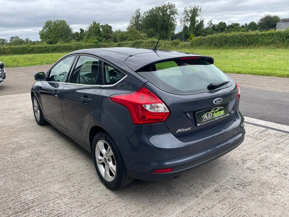 Ford Focus LOW MILEAGE - Image 5